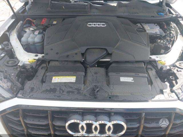 Audi Q7, off-road / crossover