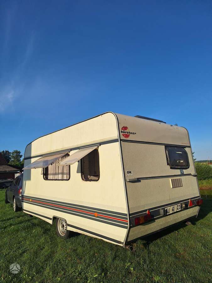 Buerstner Club, passenger car trailers