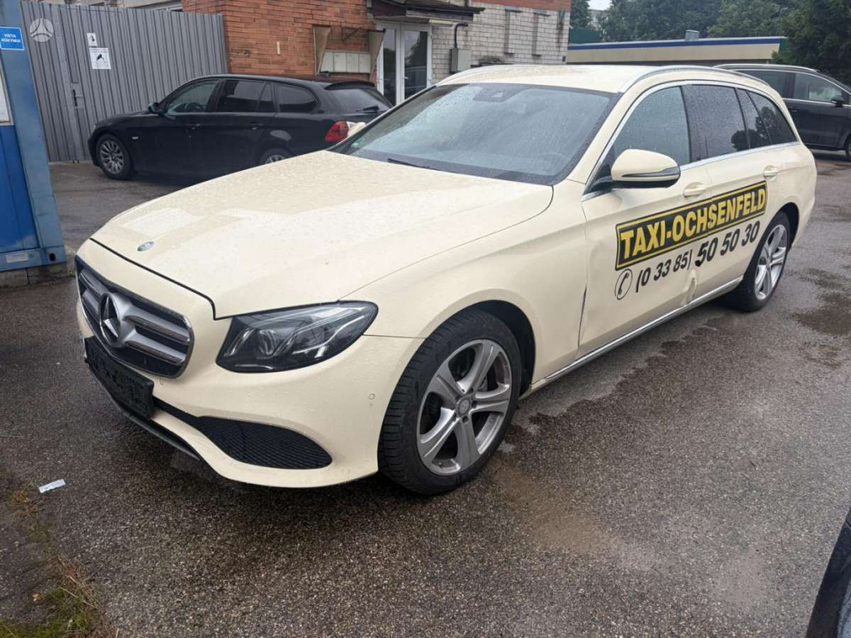 Mercedes-Benz E220, Универсал