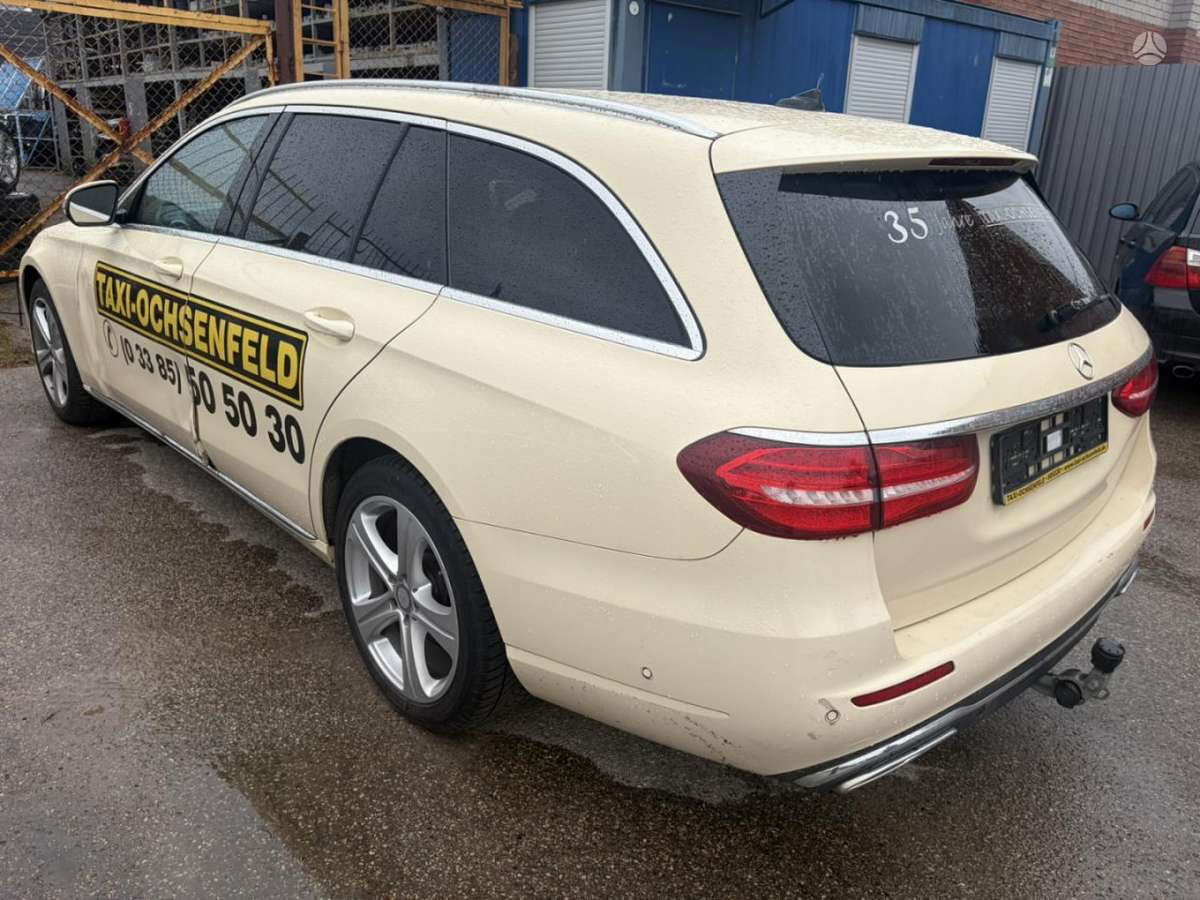Mercedes-Benz E220, universalas