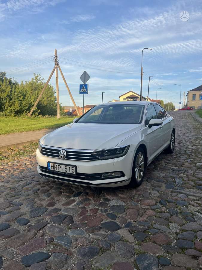 Volkswagen Passat - 2