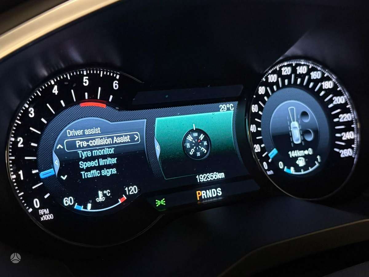 Ford Edge, 2.0 l., off-road / crossover