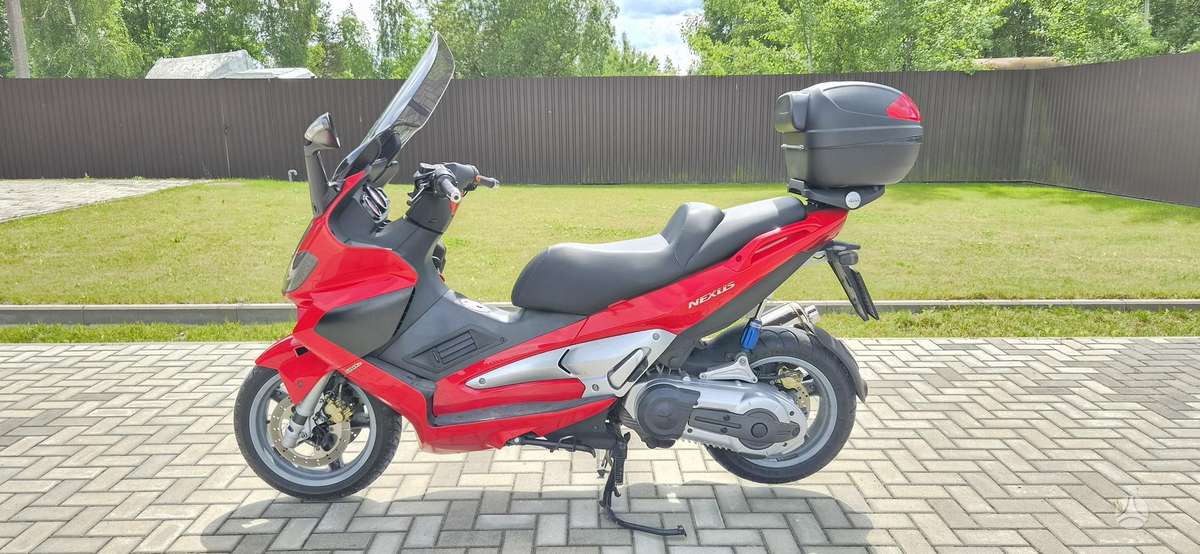 Gilera Nexus 459cc, scooters / mopeds