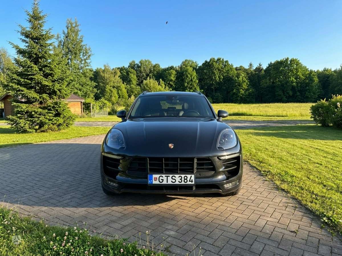 Porsche Macan - 2