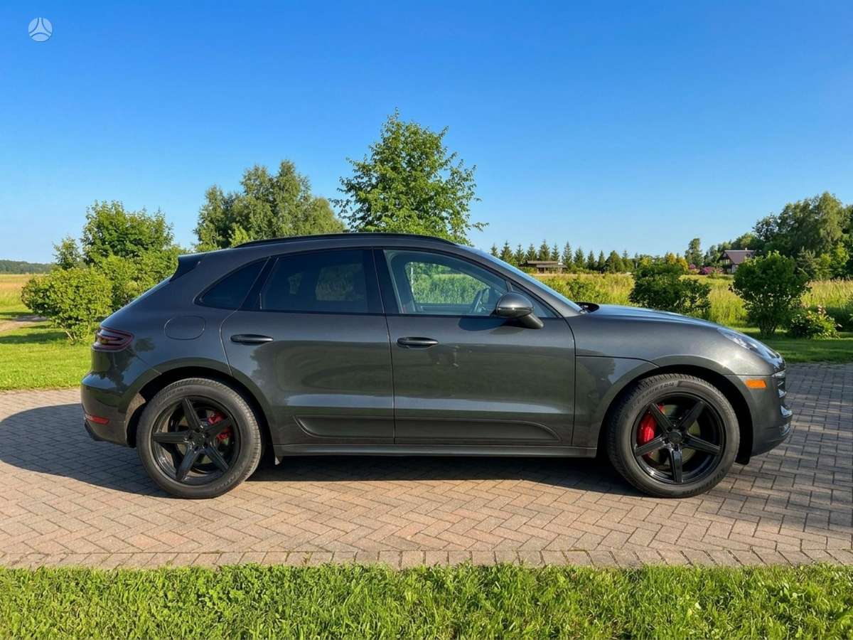 Porsche Macan - 4