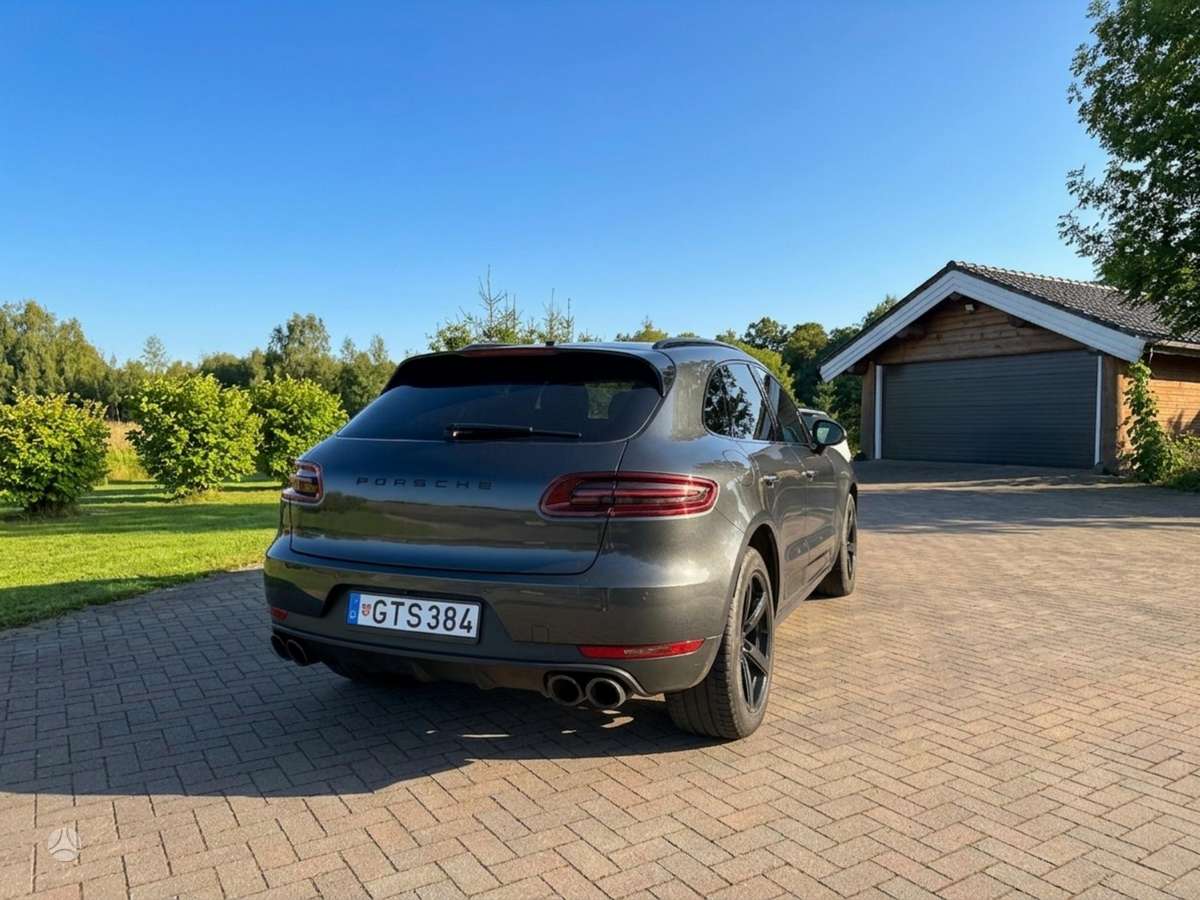 Porsche Macan - 5
