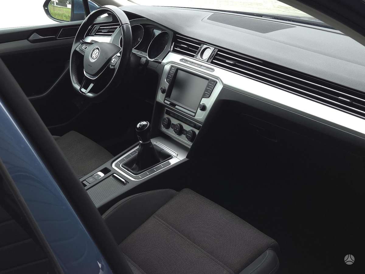 Volkswagen Passat, 1.6 l., Универсал