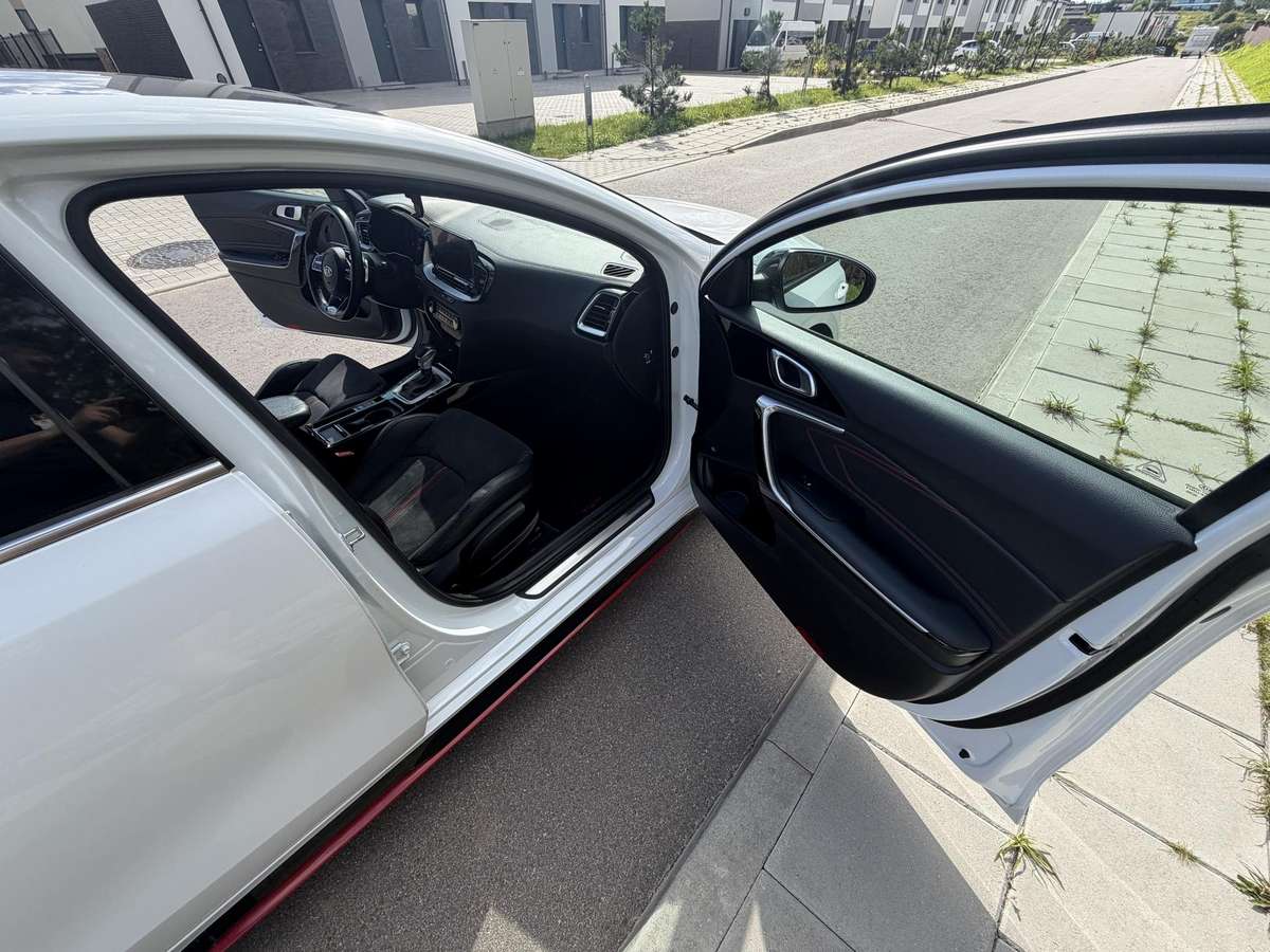 Kia ProCeed, 1.6 l., wagon