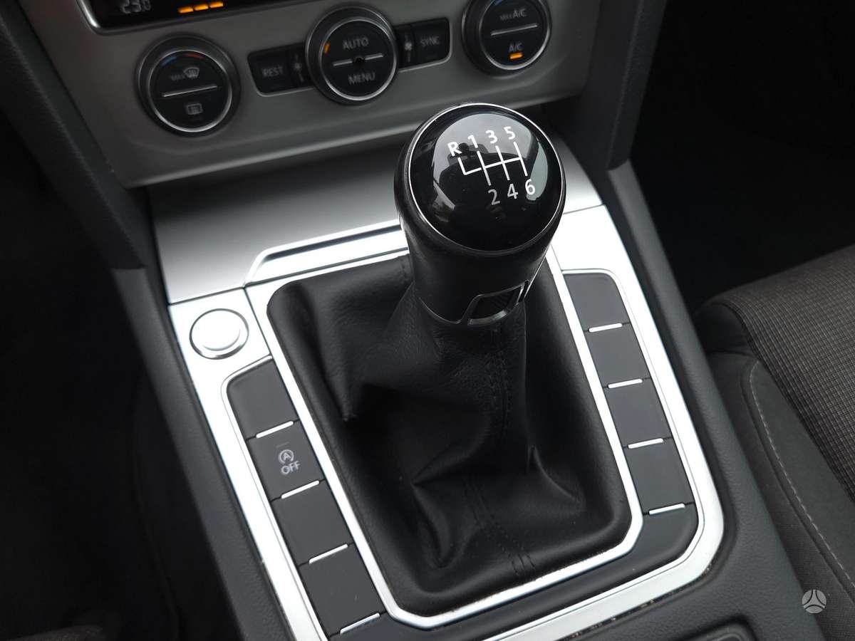 Volkswagen Passat, 1.6 l., Универсал