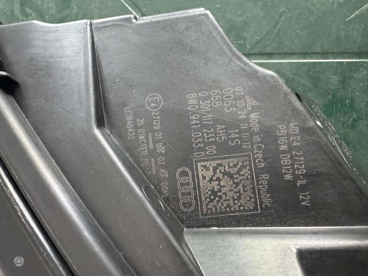 Audi A4, 8W0.941.033.D, фары