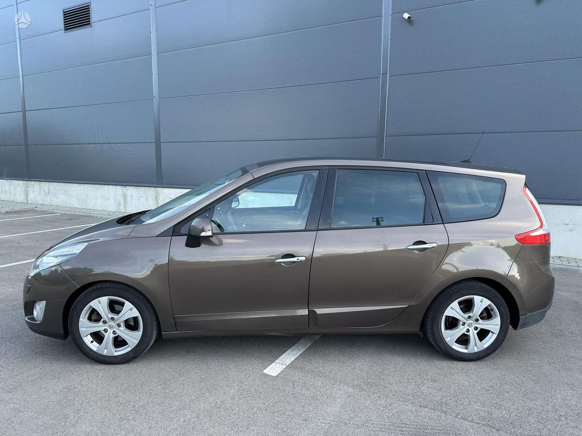 Renault Grand Scenic - 2