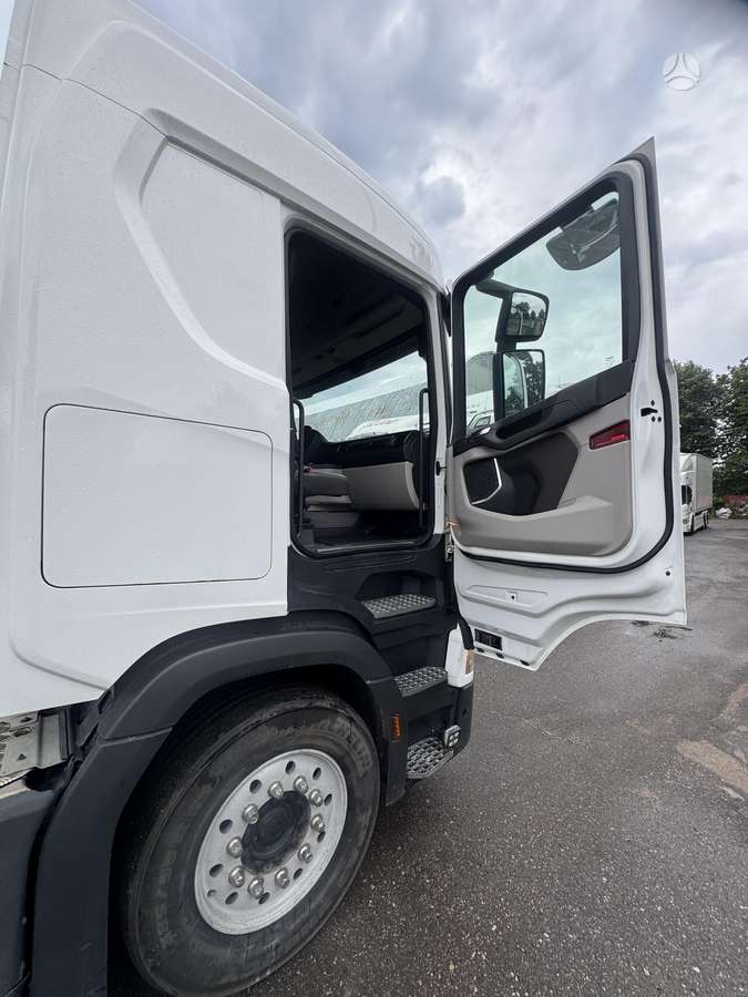 Scania R500, cab-chassis trucks