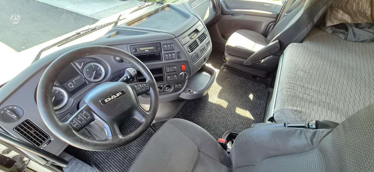 DAF XF 460, 2 miegamosios vietos