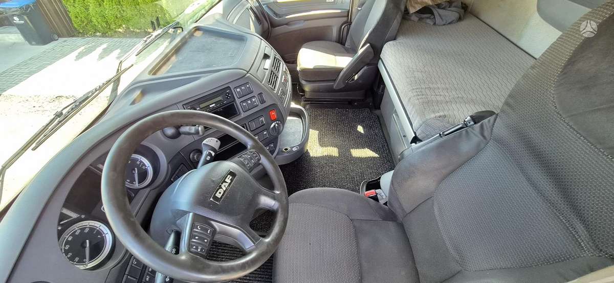DAF XF 460, 2 miegamosios vietos