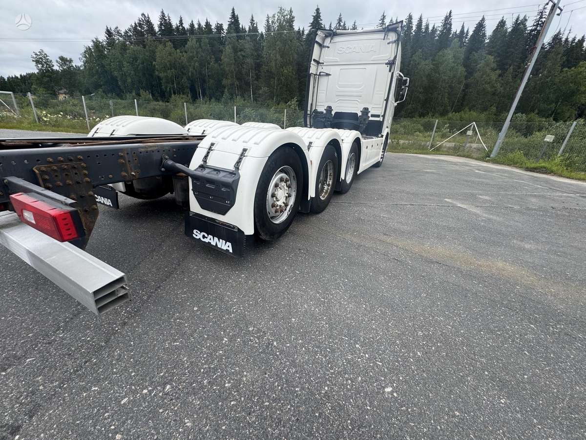 Scania R540, cab-chassis trucks