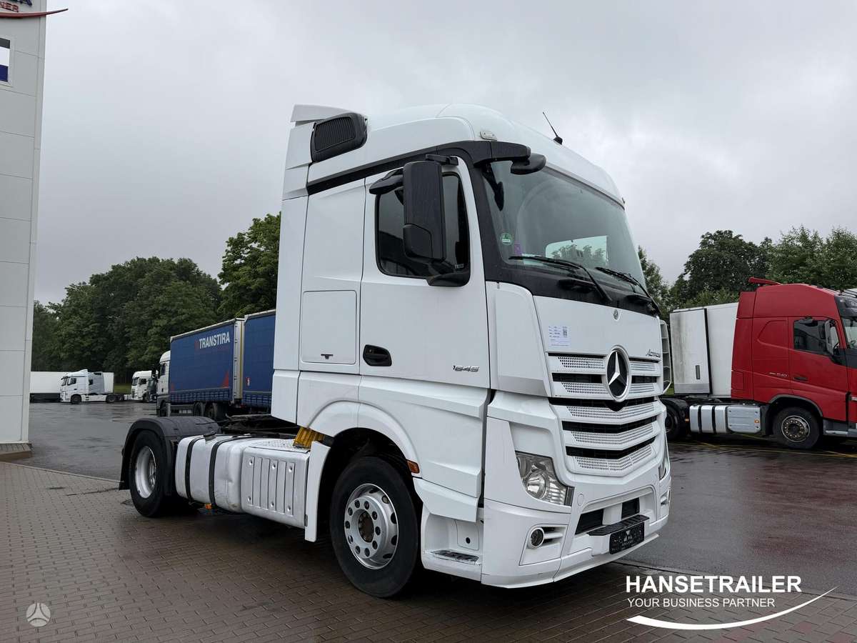 Mercedes-Benz Actros 1845, double sleeper