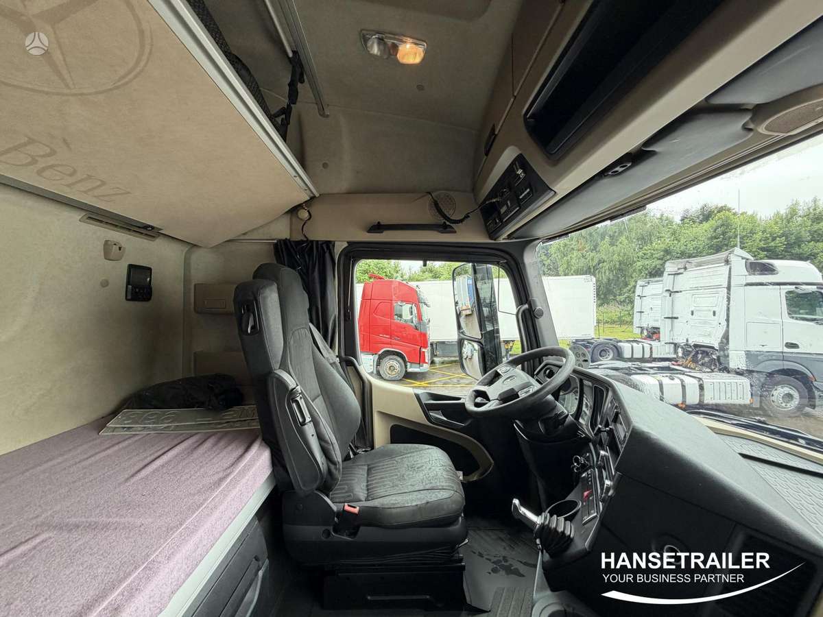 Mercedes-Benz Actros 1845, double sleeper
