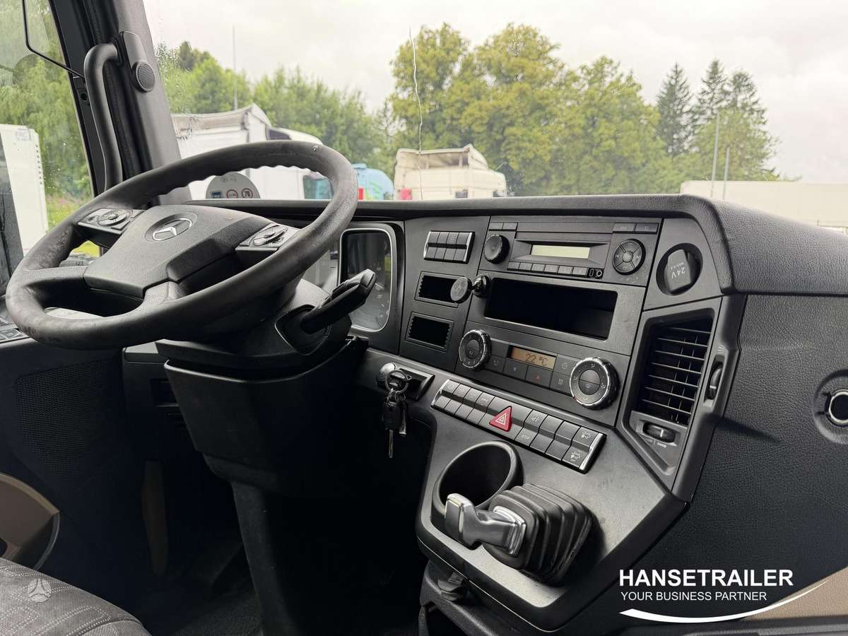 Mercedes-Benz Actros 1845, double sleeper