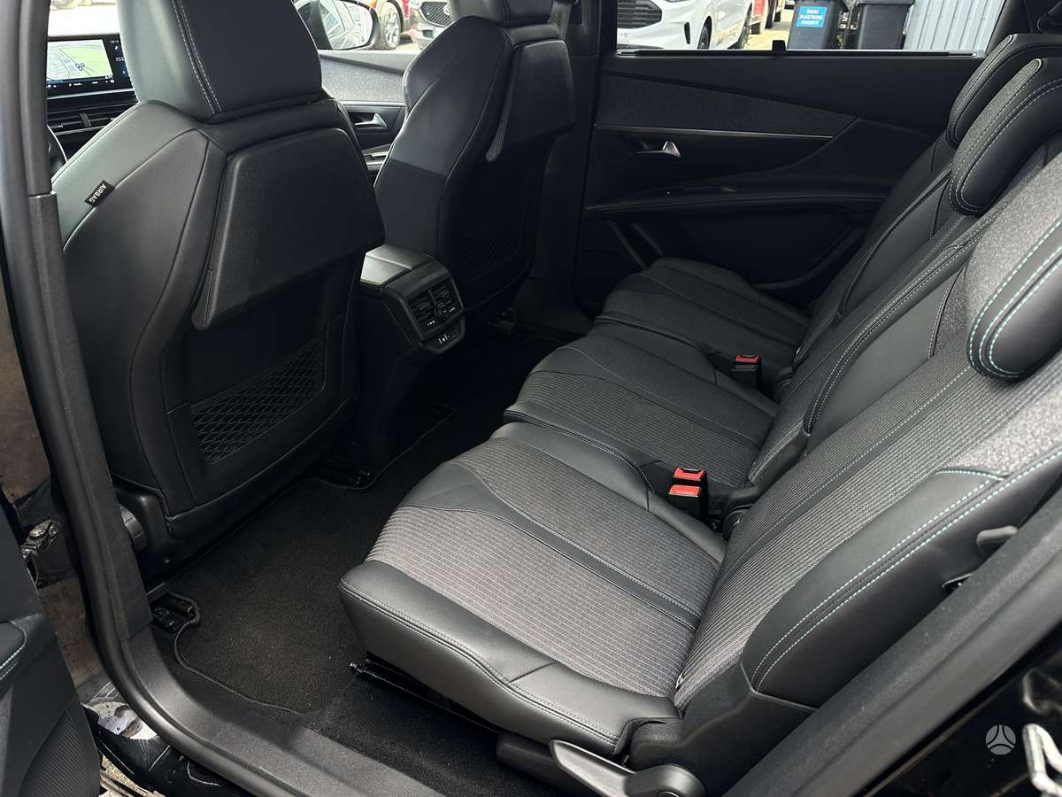 Peugeot 5008 - 10
