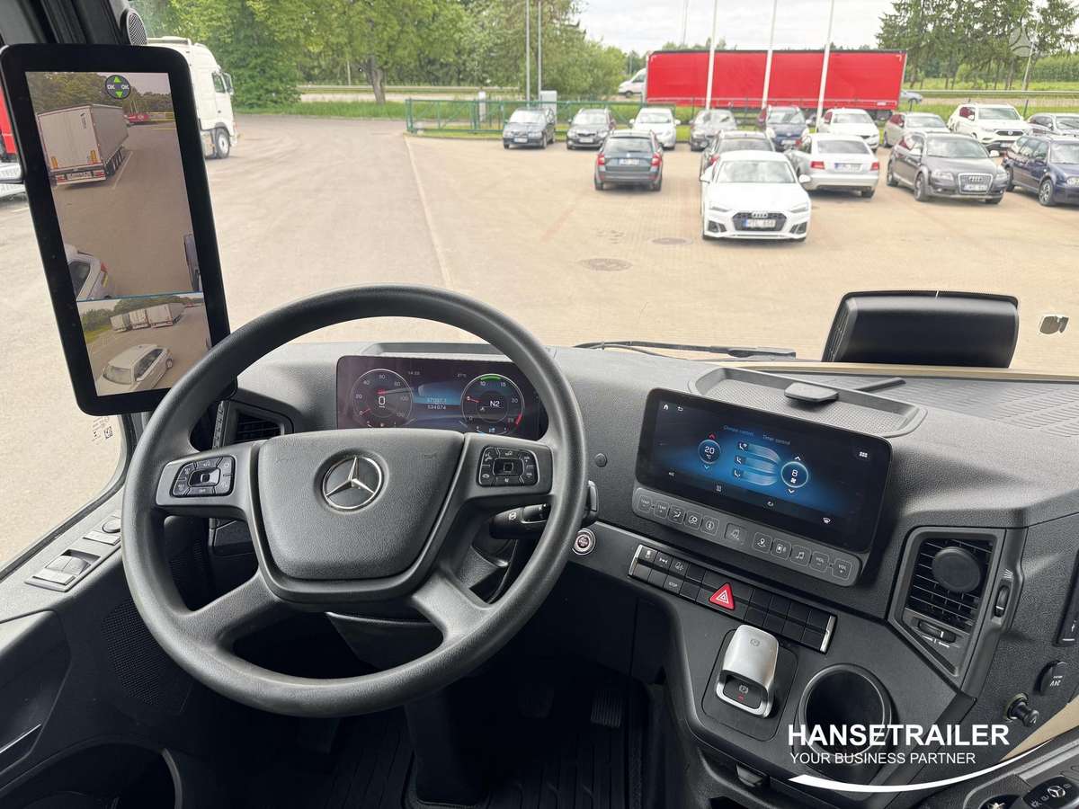 Mercedes-Benz Actros 1845 Big Space, double sleeper