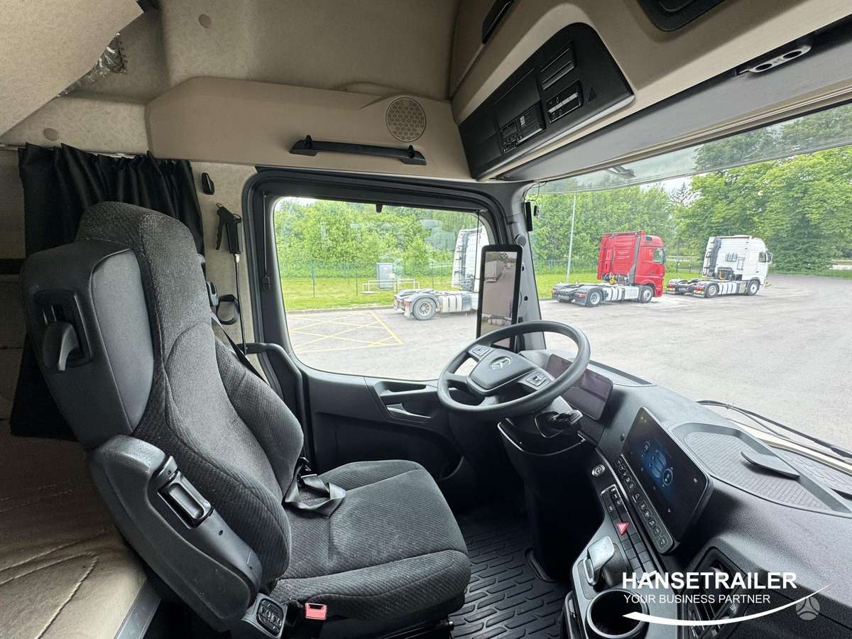 Mercedes-Benz Actros 1845 Big Space, double sleeper