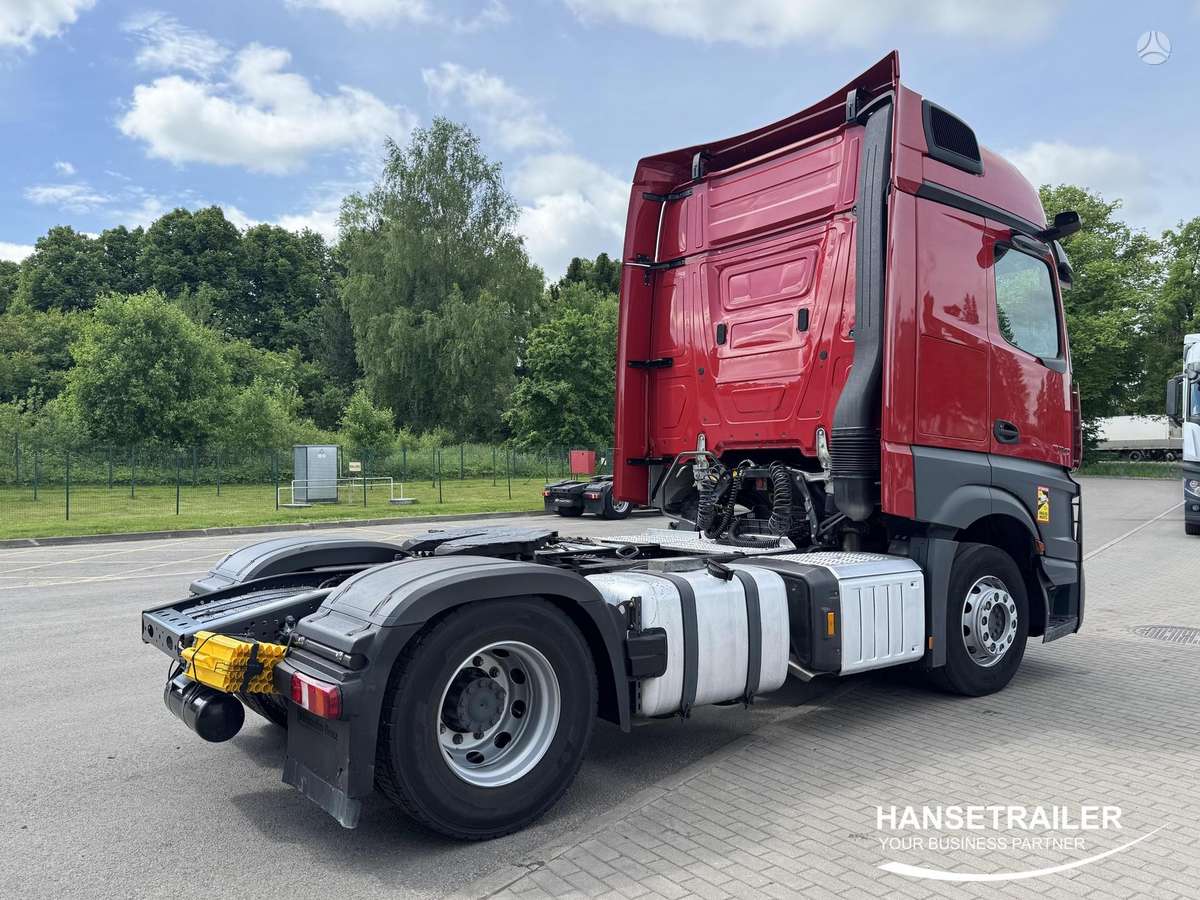 Mercedes-Benz Actros 1845 Big Space, double sleeper