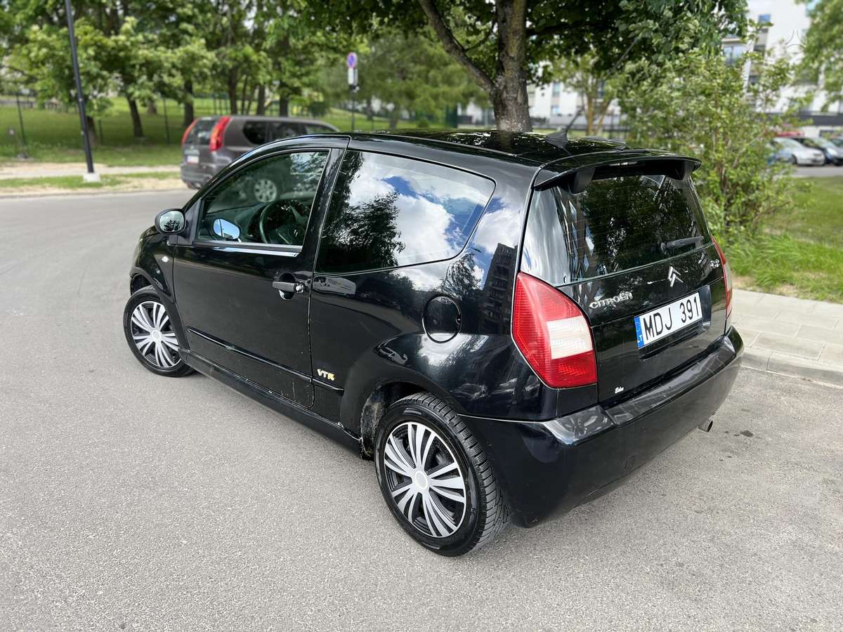 Citroen C2, 1.4 l., hatchback