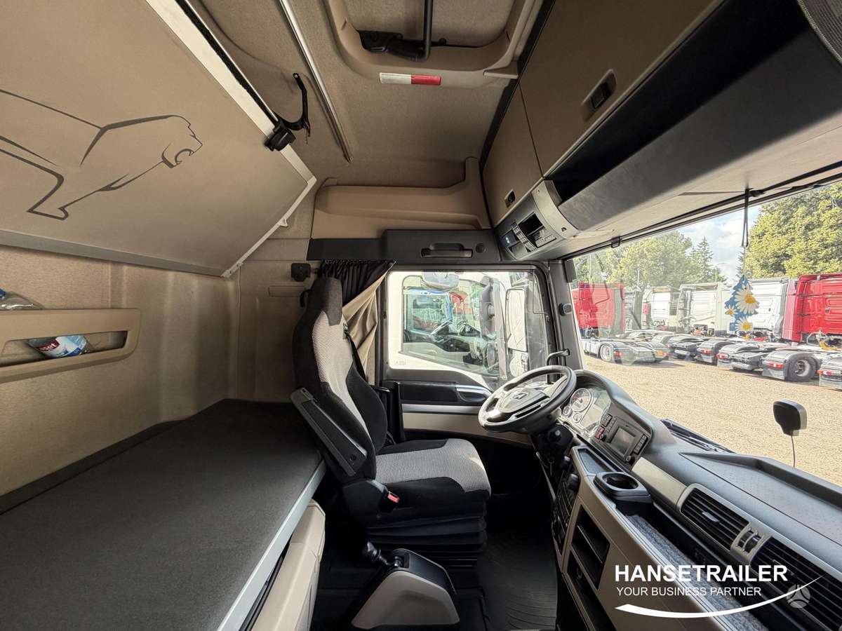 MAN TGX 18.460, 2 miegamosios vietos