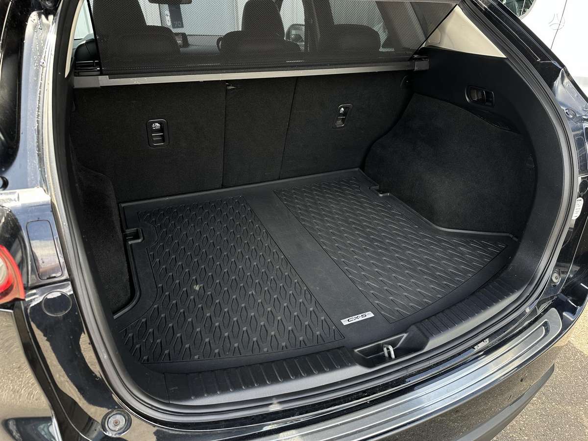 Mazda CX-5, 2.5 l., off-road / crossover