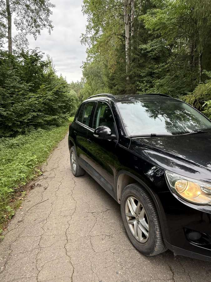 Volkswagen Tiguan - 3