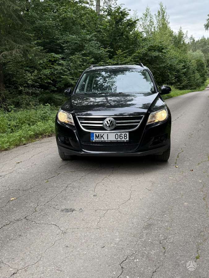 Volkswagen Tiguan - 8