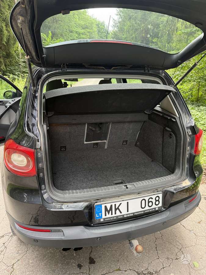 Volkswagen Tiguan - 9