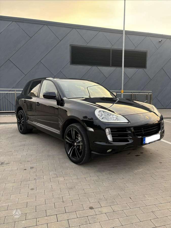 Porsche Cayenne - 3