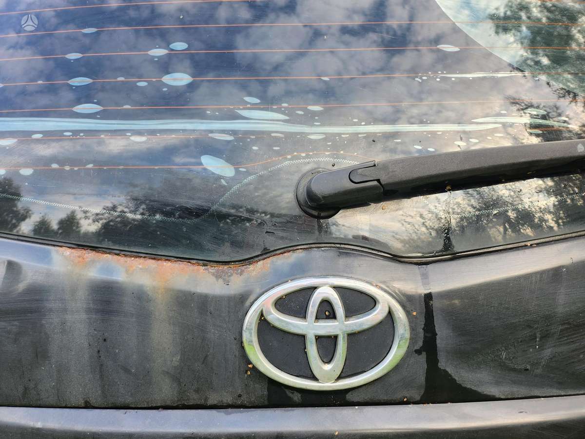 Toyota Corolla Verso - 12