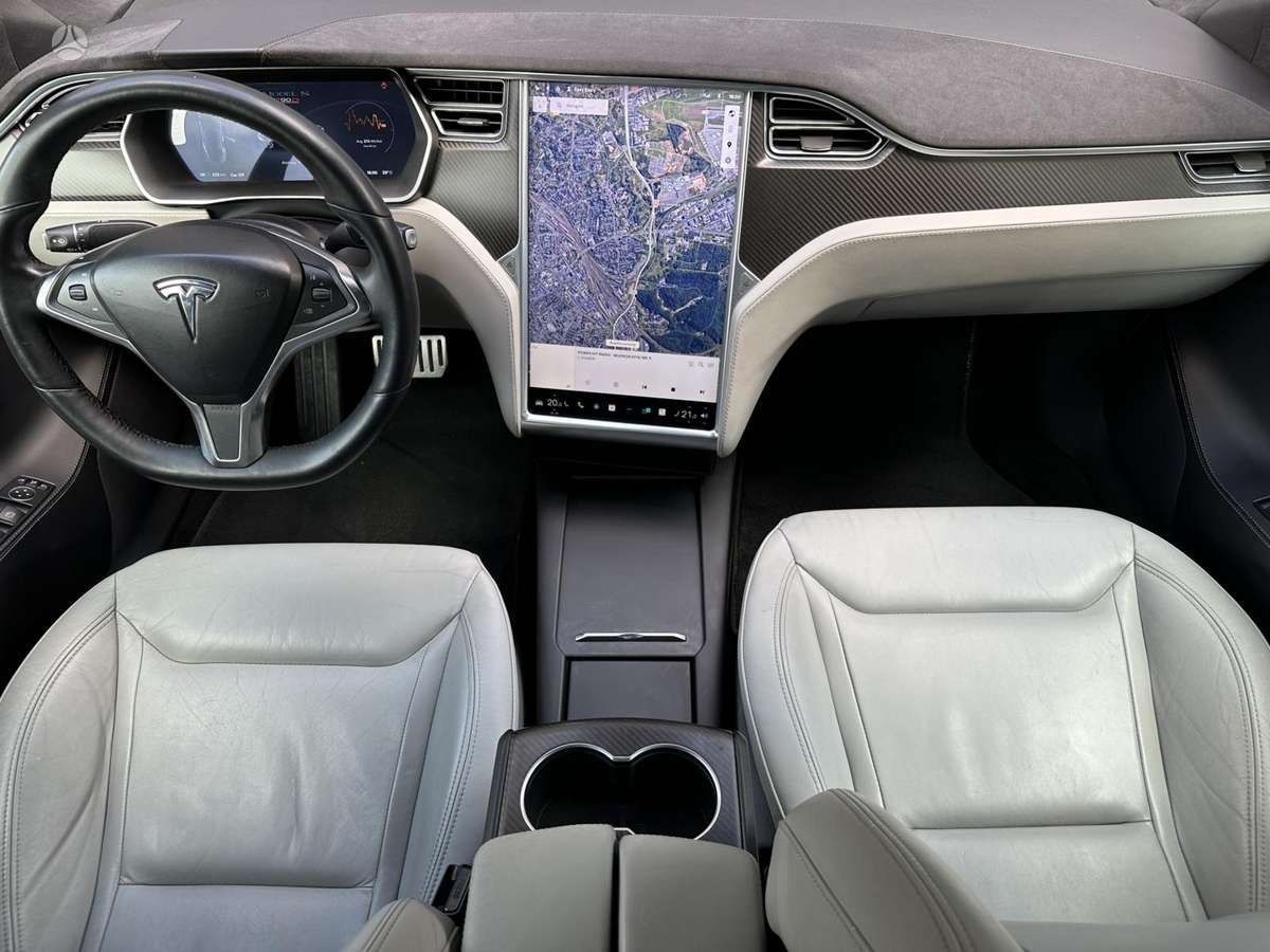 Tesla Model S, 90 kWh, hatchback