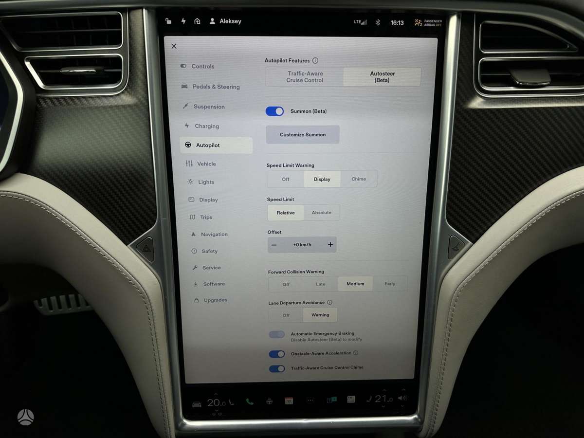 Tesla Model S, 90 kWh, hatchback