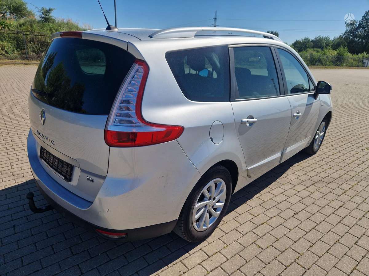 Renault Grand Scenic - 6