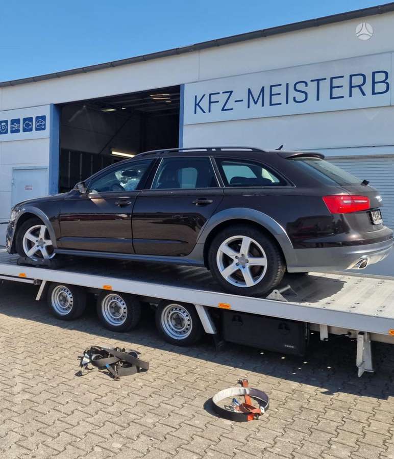 Audi A6 allroad, 3.0 l., Универсал