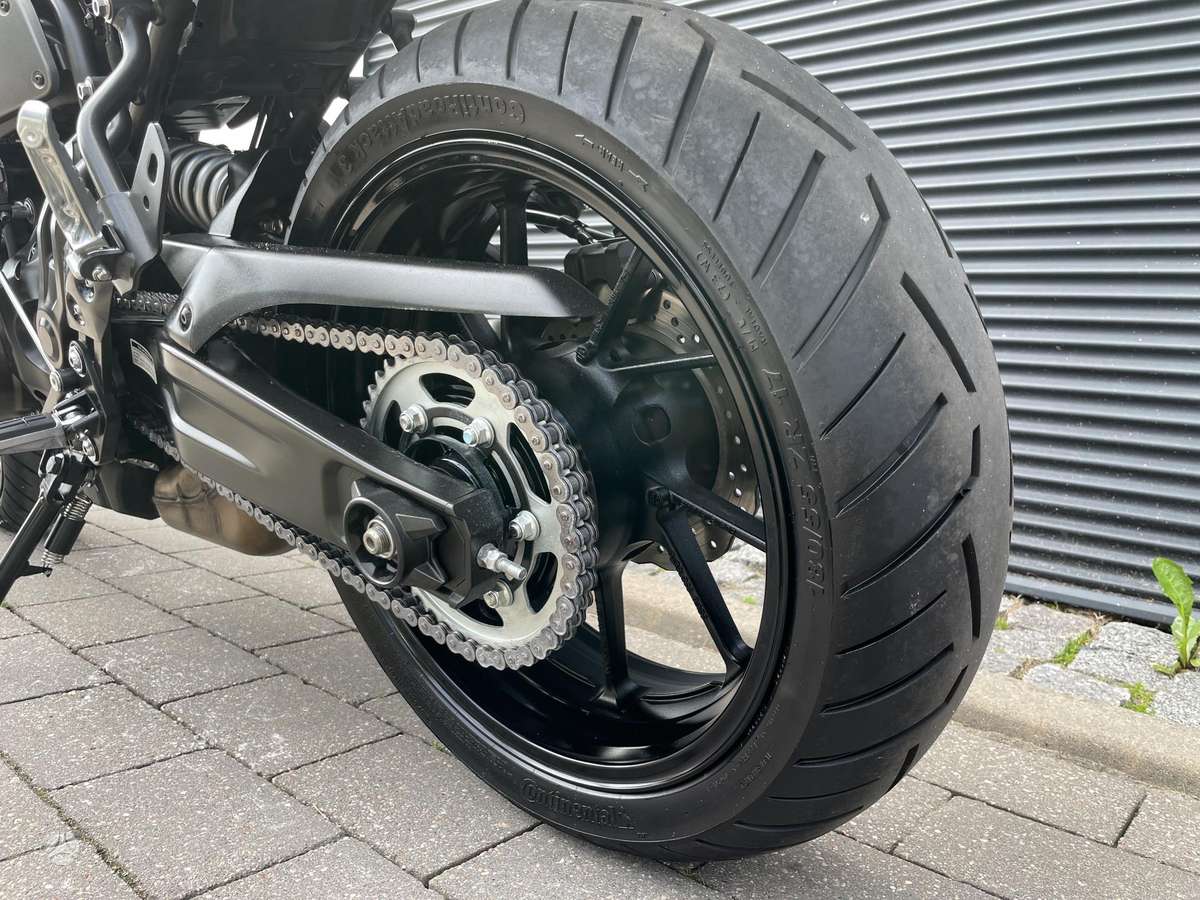 Yamaha XSR 700cc, street / classic