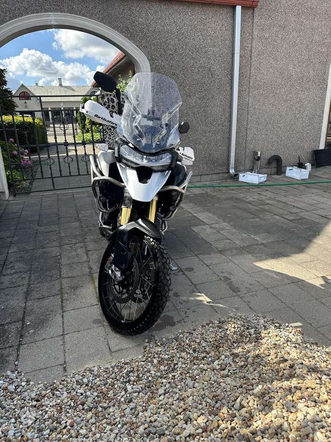 Triumph Tiger 1160cc, krosa / enduro