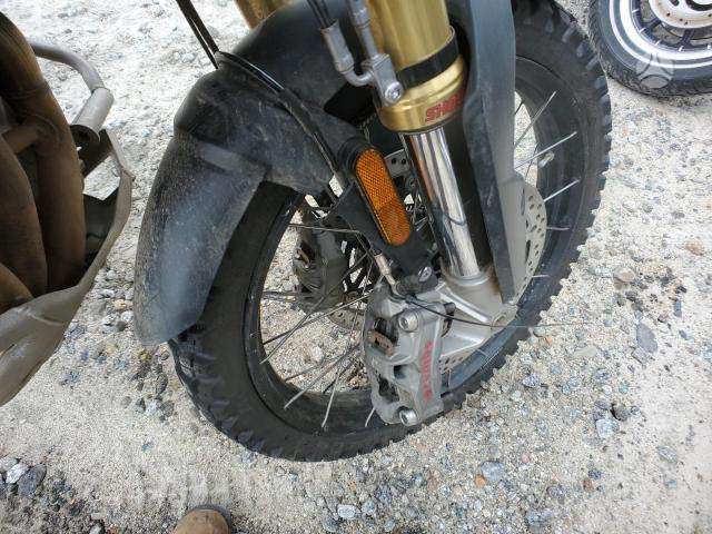 Triumph Tiger 1160cc, krosa / enduro