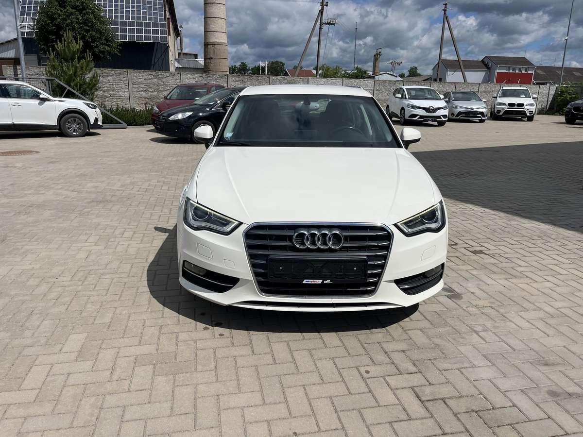 Audi A3, 1.6 l., Хэтчбек