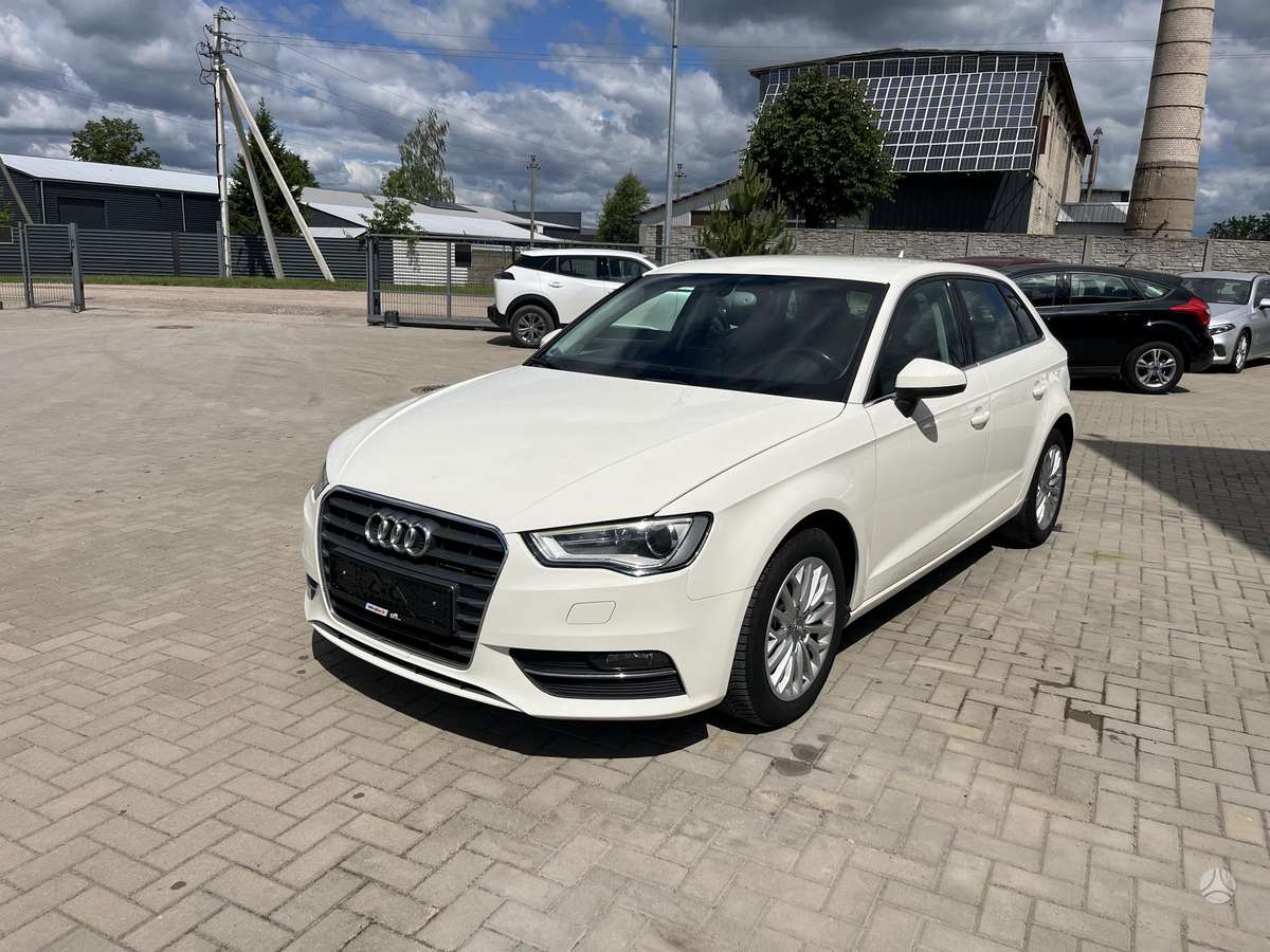 Audi A3, 1.6 l., Хэтчбек