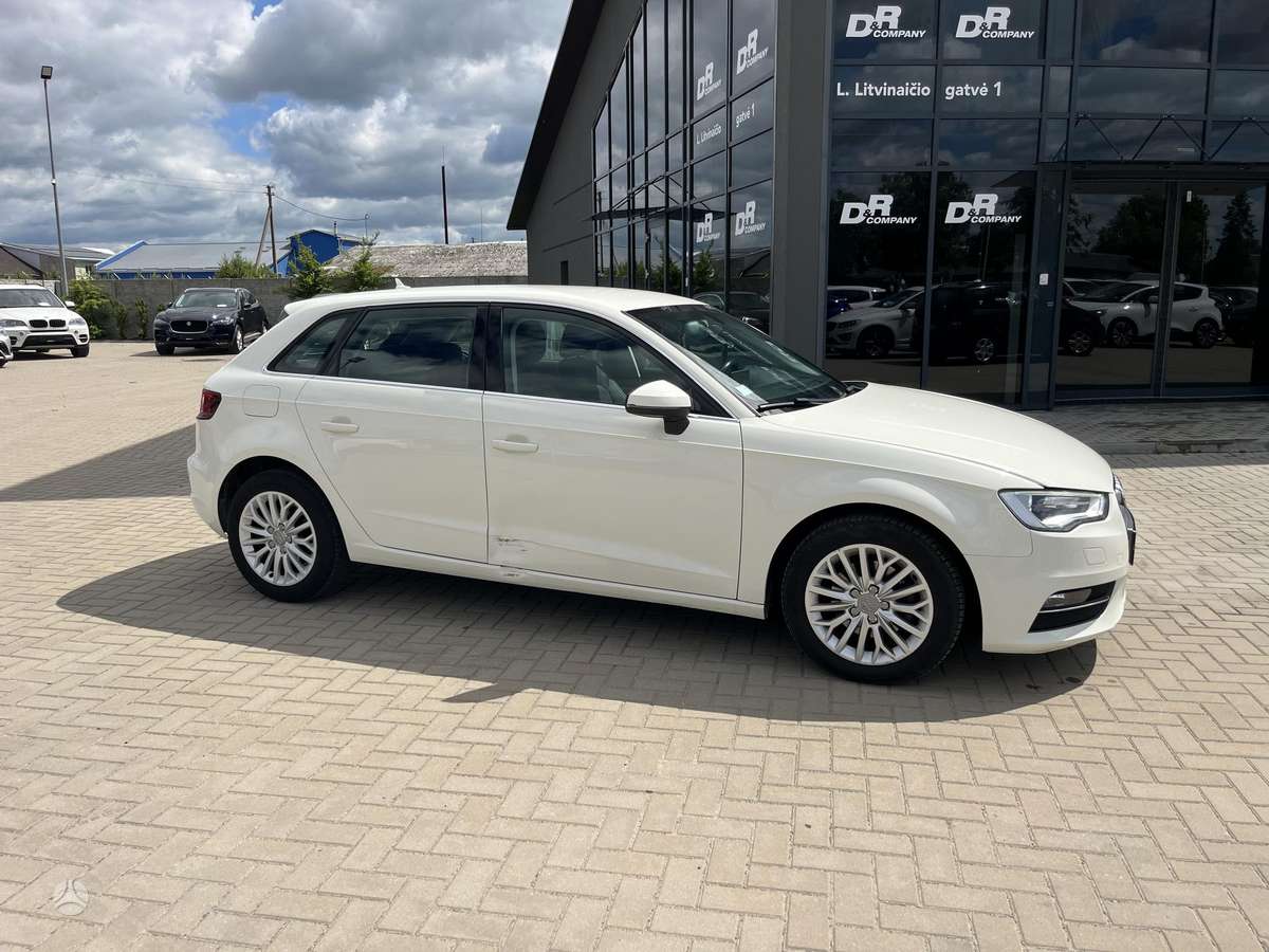 Audi A3, 1.6 l., Хэтчбек