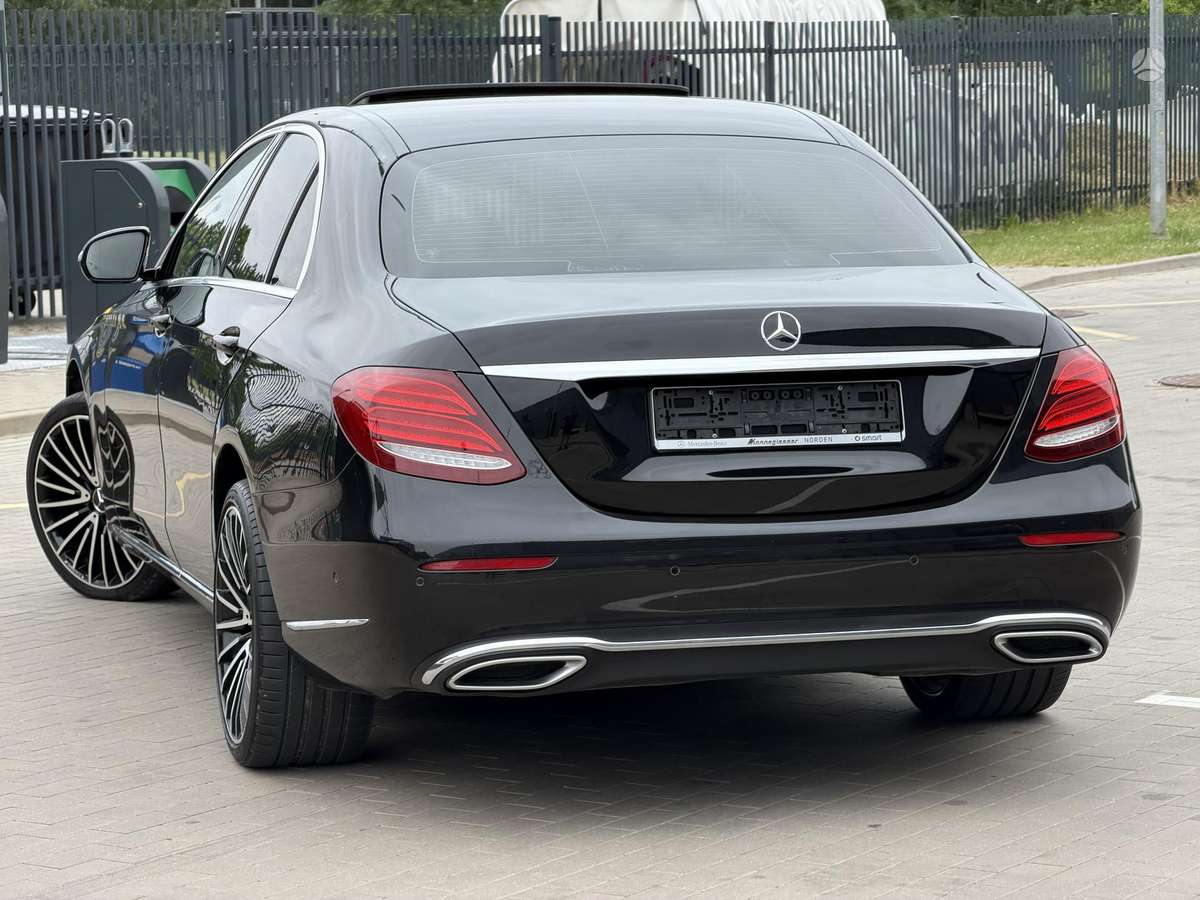 Mercedes-Benz E220, 2.0 l., Седан