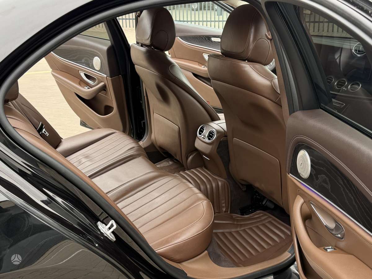 Mercedes-Benz E220, 2.0 l., Седан