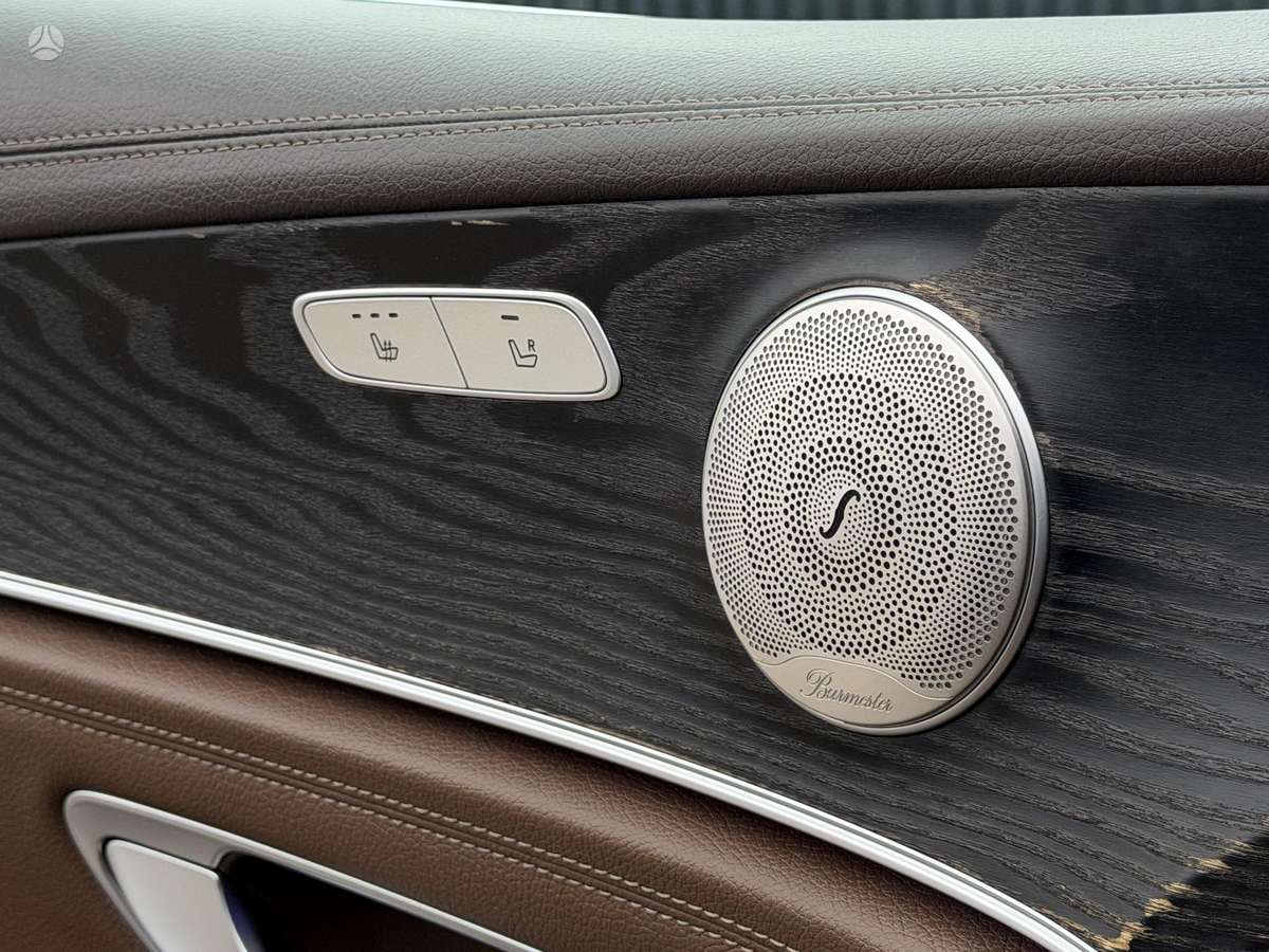 Mercedes-Benz E220, 2.0 l., Седан