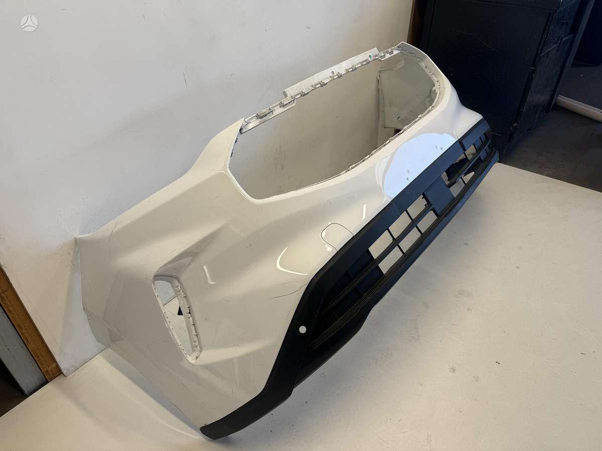 Ford Transit Custom bumpers, lights, front grill