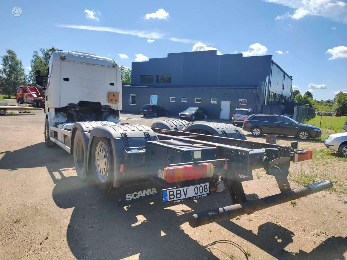 Scania R400lb 6x2, шасси