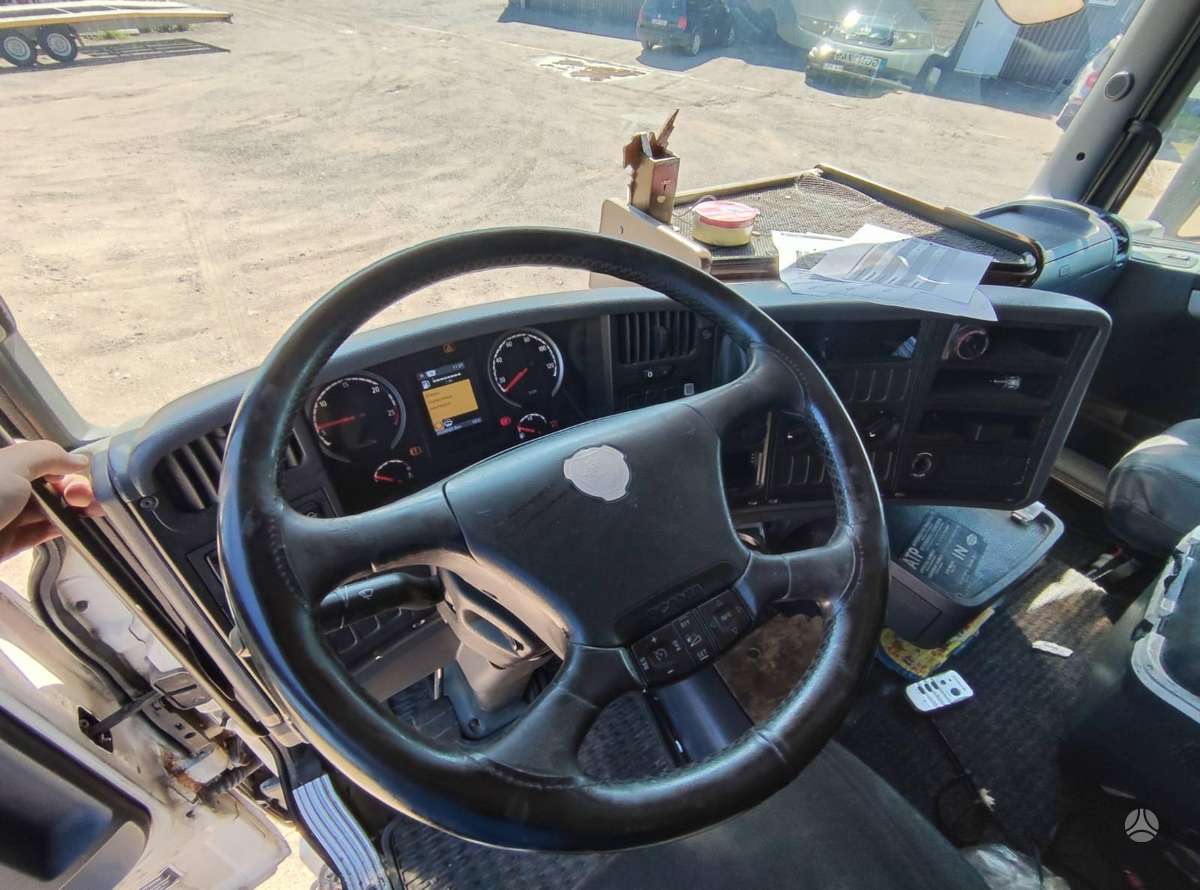 Scania R400lb 6x2, шасси